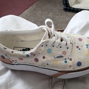 Size 7.5 Rare floral change colors vans